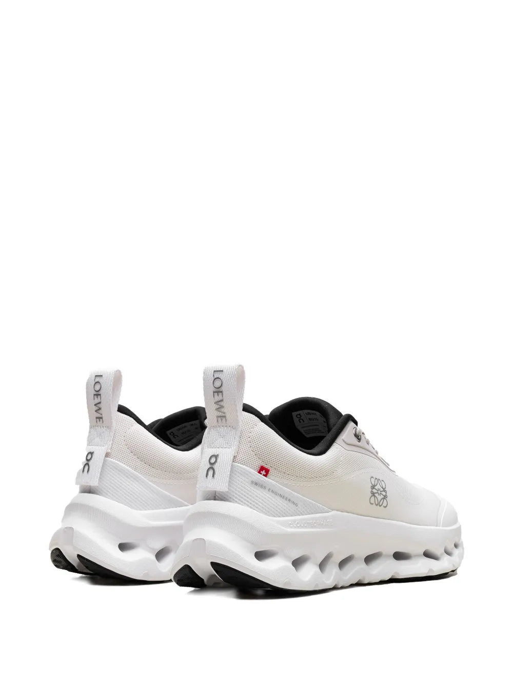 Loewe x on Running White | Gum