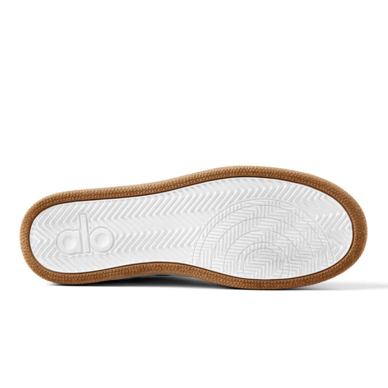 Alo Recovery Mode Sneaker-            White/Gum
