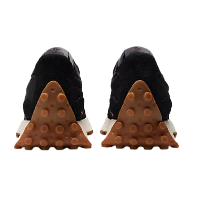 New Balance 327 – Black White Gum