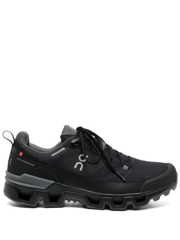 On Running Cloudwander Waterproof sneakers