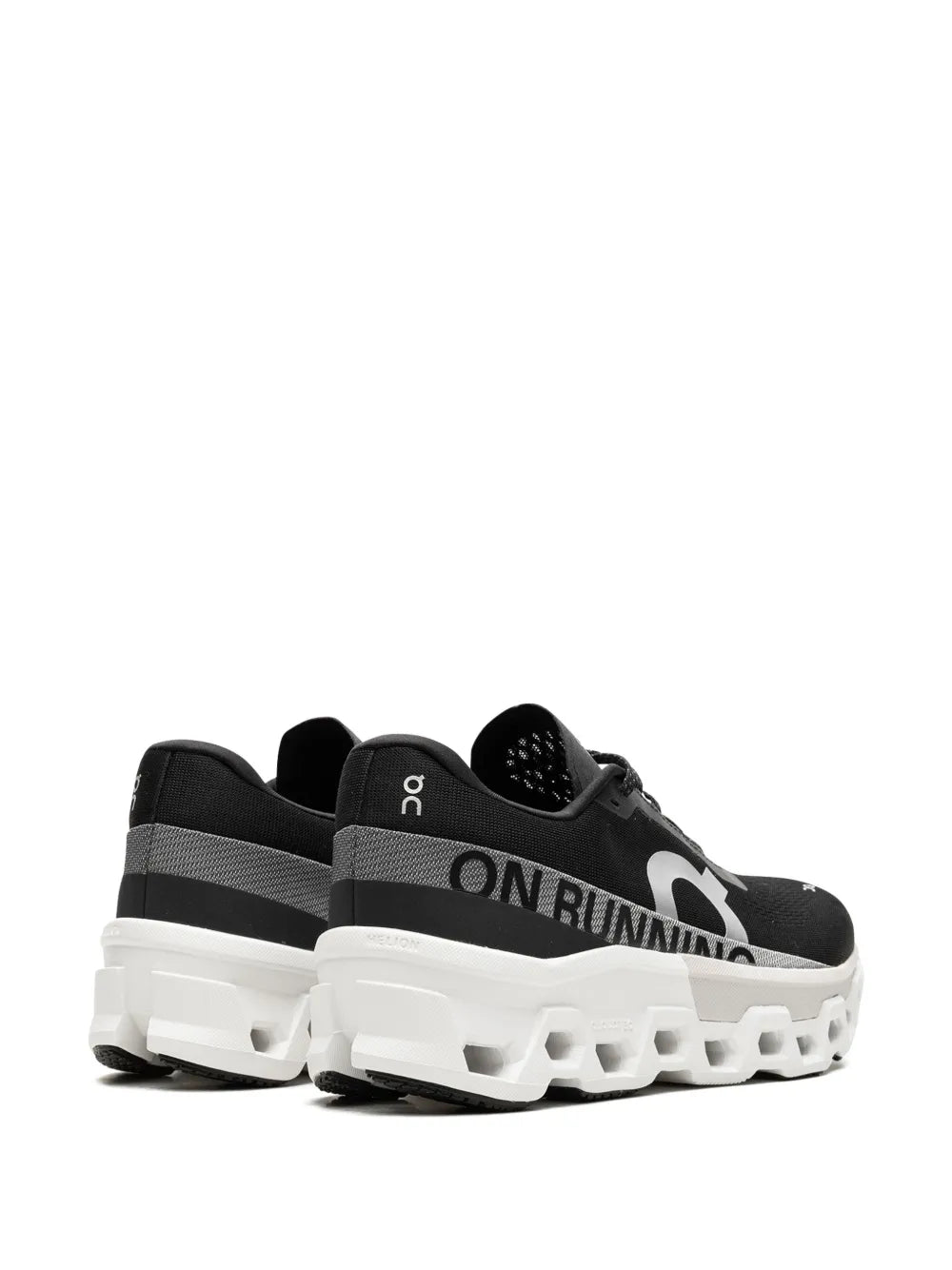 On cloud Monster black