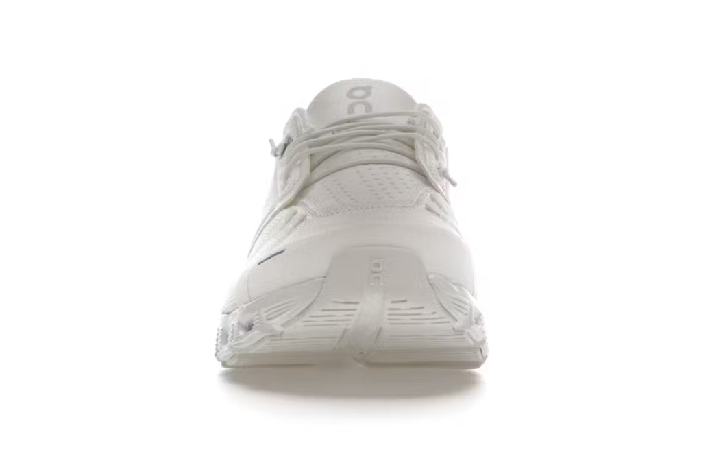 On cloud 5 WHITE