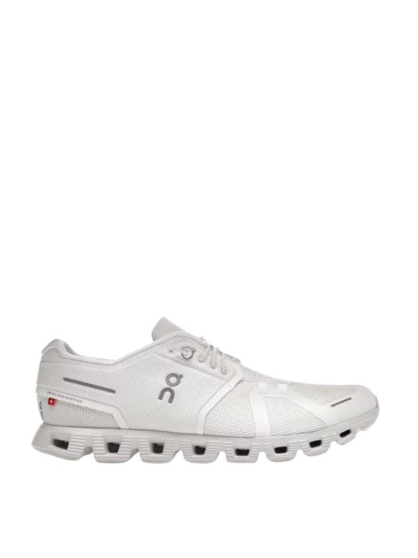 On cloud 5 WHITE