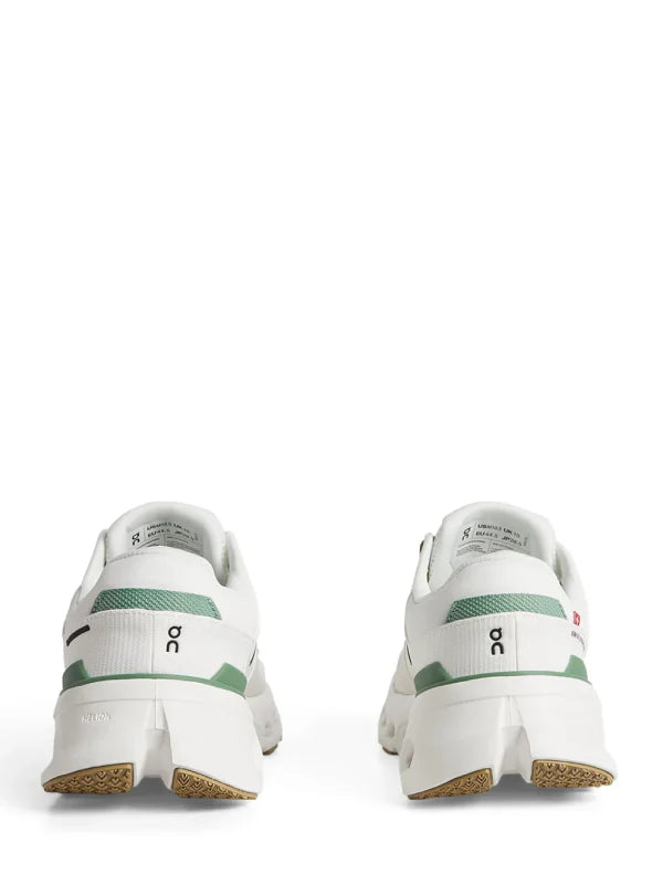 On Cloudrunner 2 White green