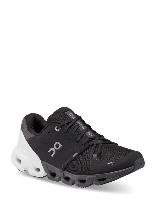 On cloud flyer 4 black