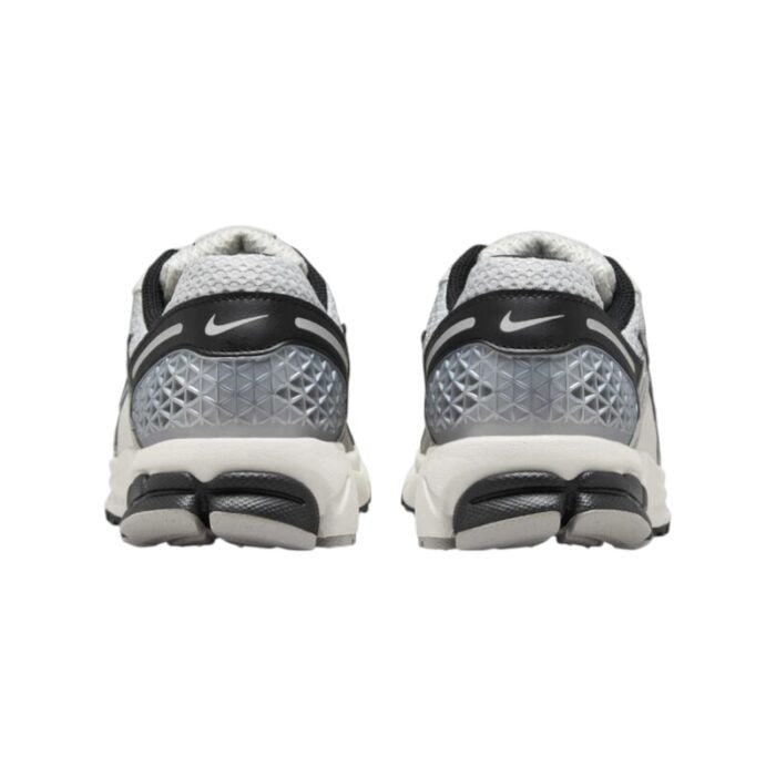Nike Zoom Vomero 5 – Photon Dust Black