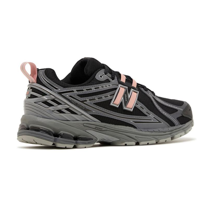 New Balance 1906R – Black Pink Moon