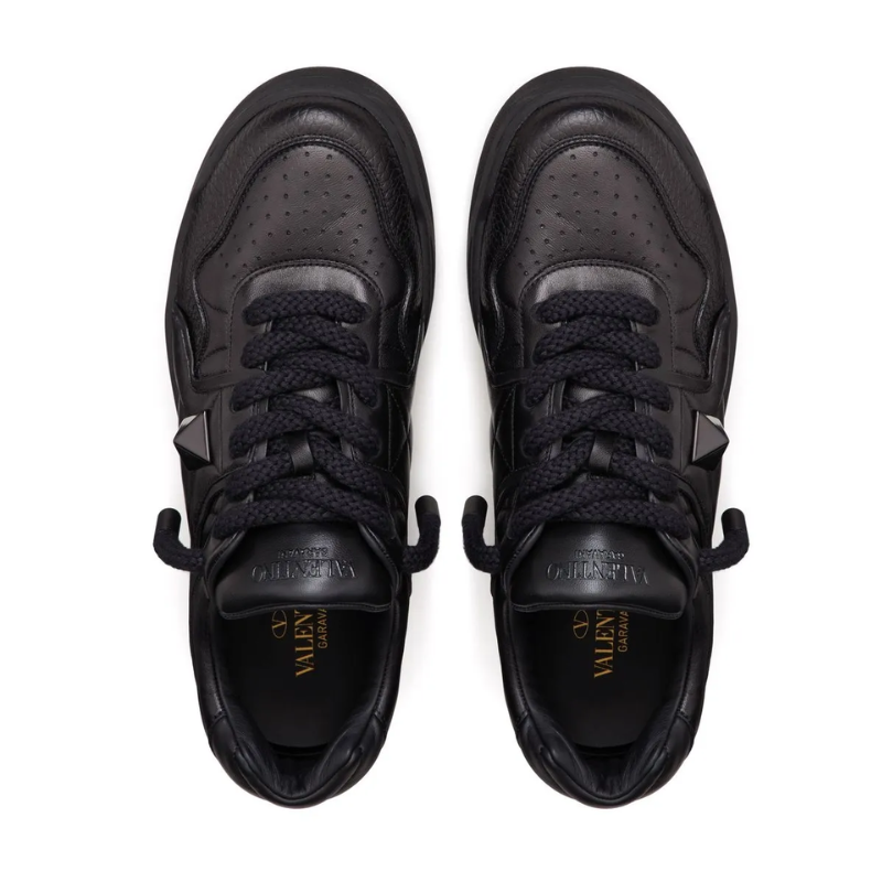 Valentino One Stud XL – Black
