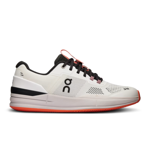 On Running THE ROGER Pro White/Lily